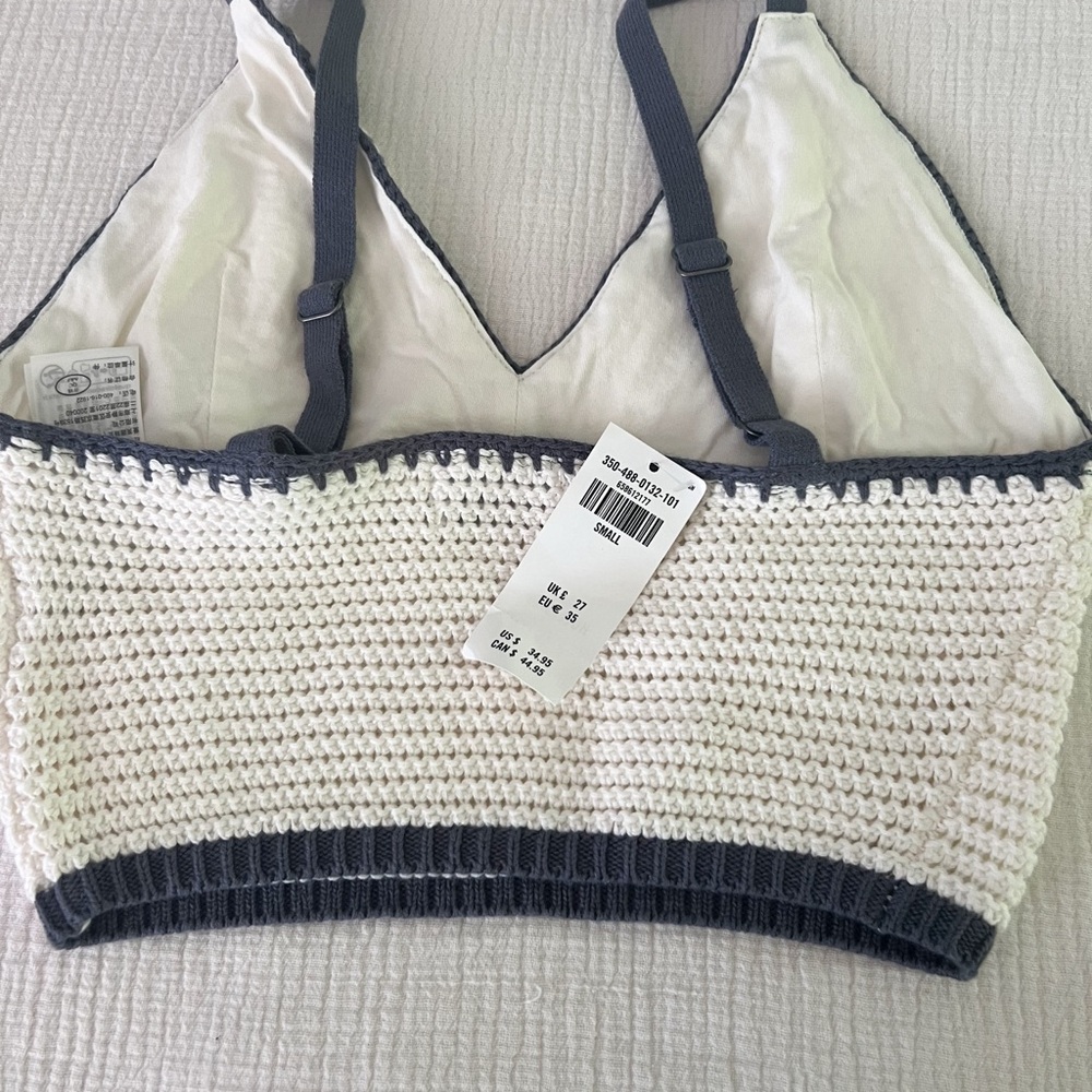Hollister crop tank - Picture 2 of 2